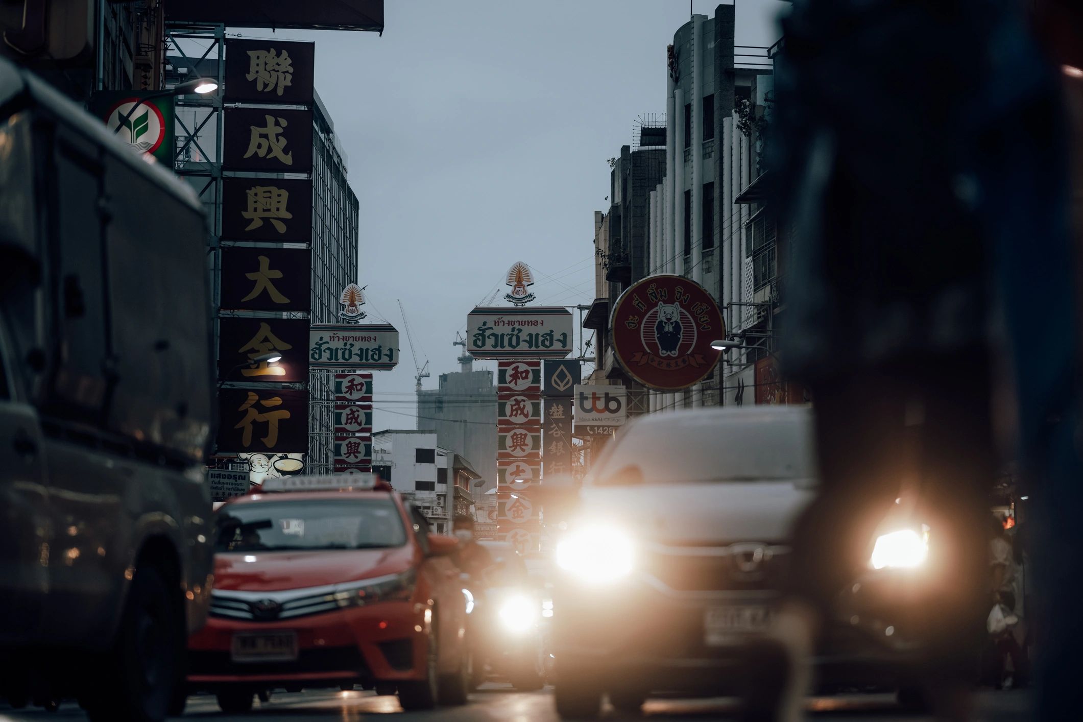 Urban lifestyle scene in Thailand at dusk